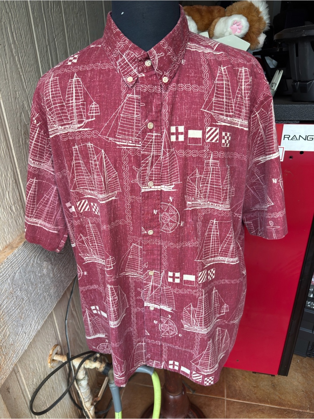 PreOwned Reyn Spooner Hawaiian Print Red Full Button Men's XXL